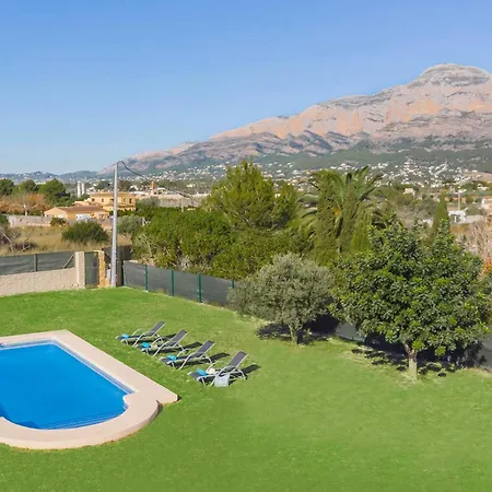 Villa Vinyes By